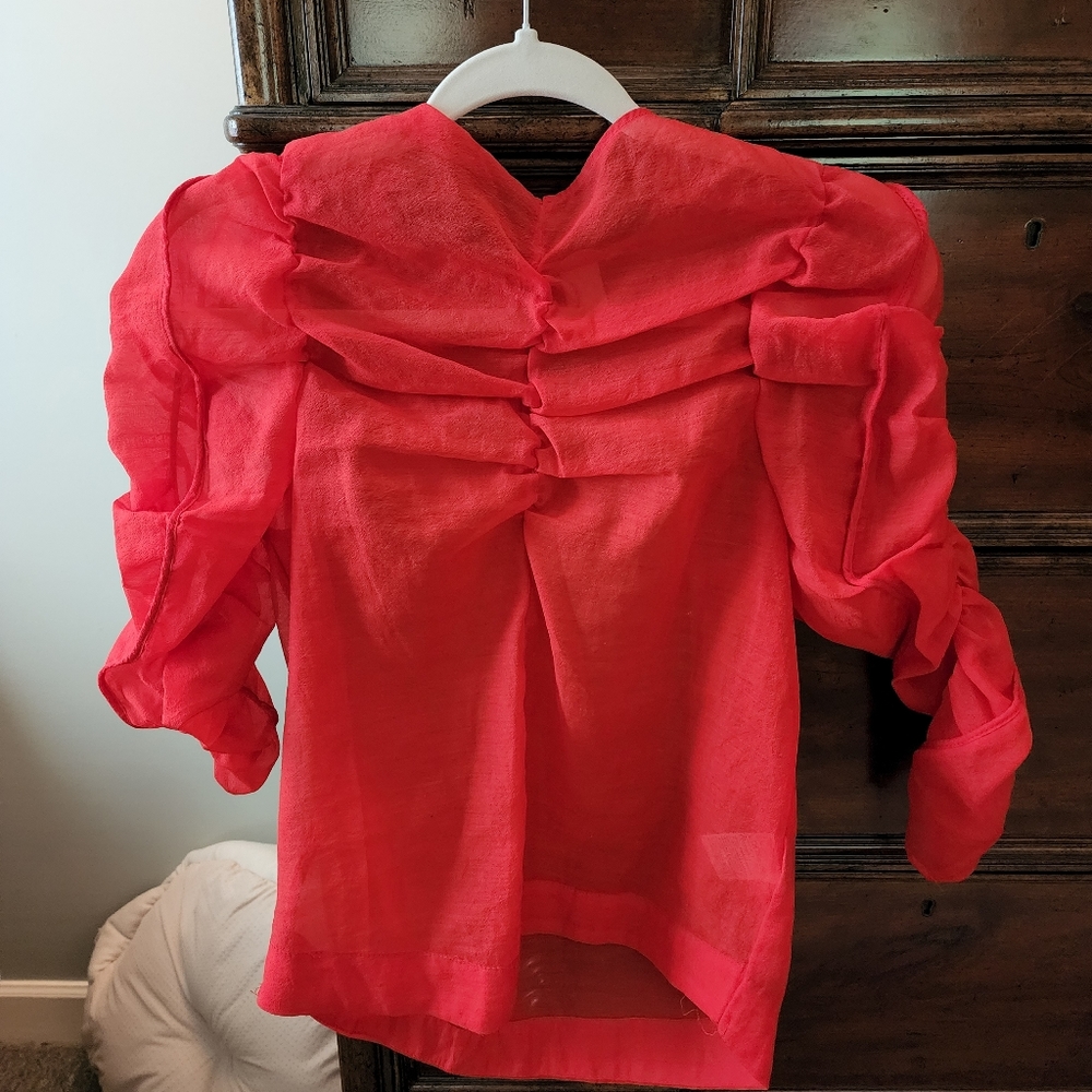 H&M red blouse
